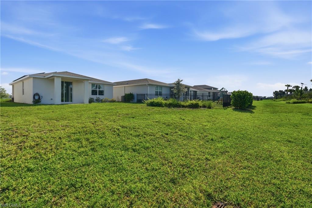 44197 Frontier DR photo 12