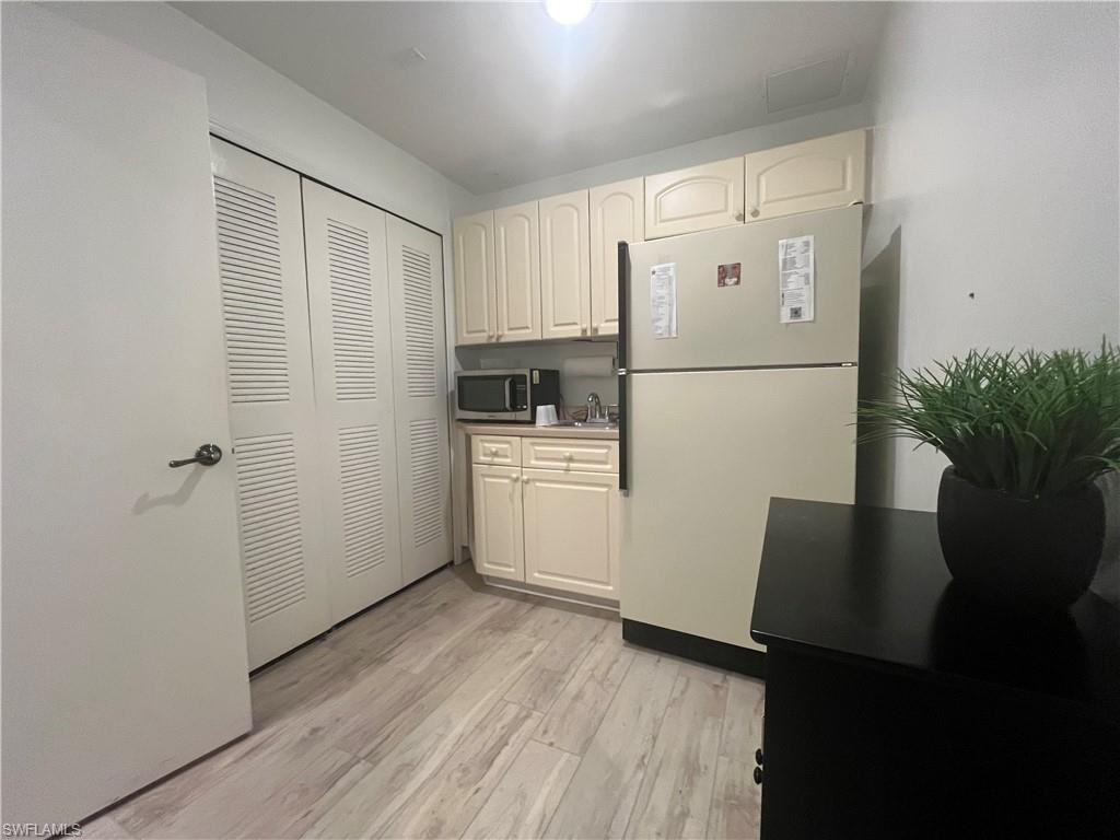 Kitchenette
