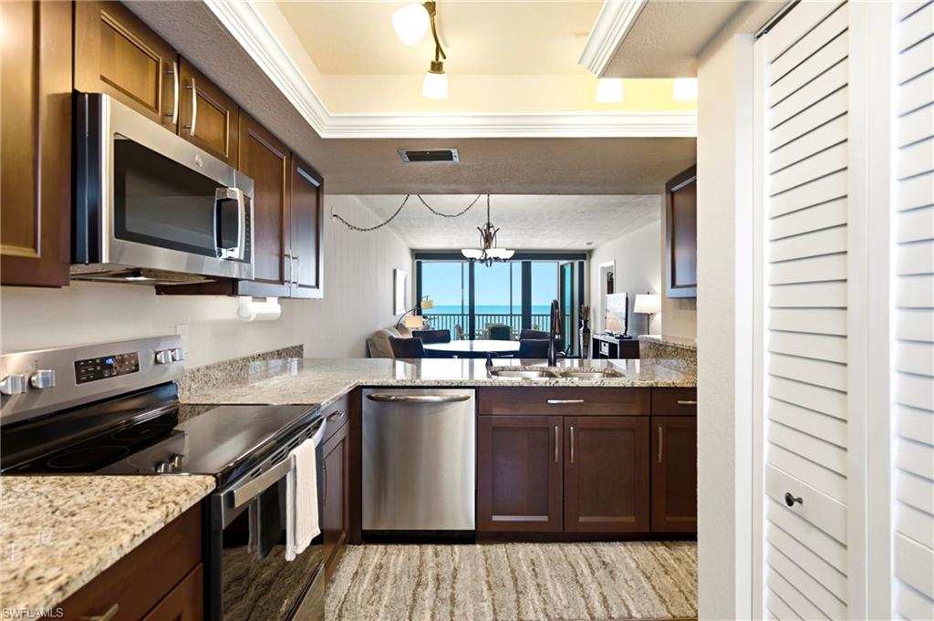 7650 Estero BLVD 804 photo 9