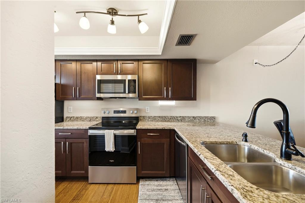7650 Estero BLVD 804 photo 8
