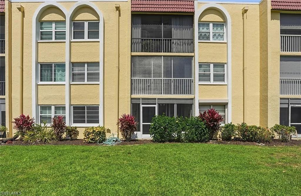 1085 Forest Lakes DR 8102