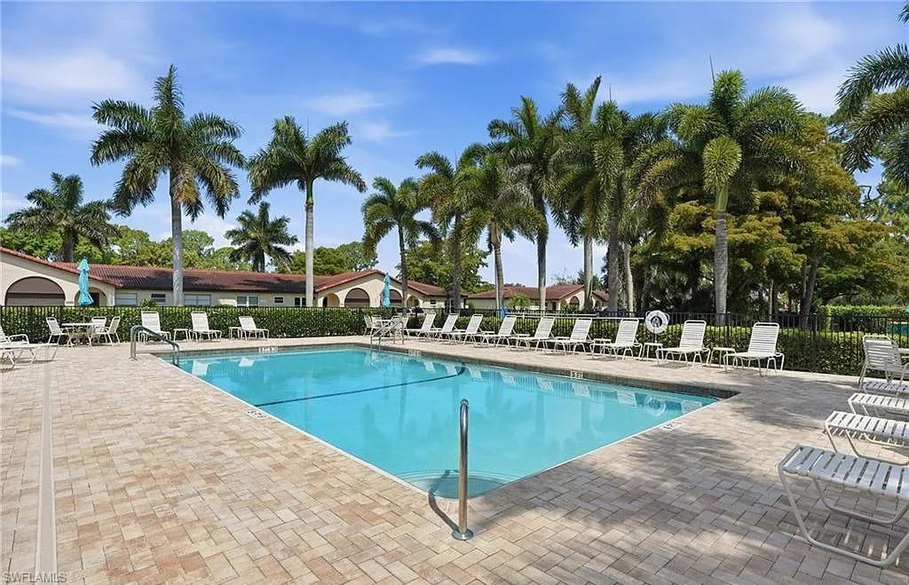 1085 Forest Lakes DR 8102