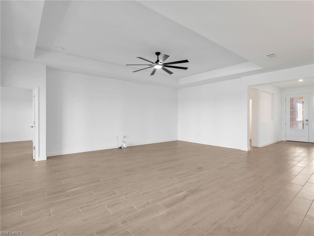 21143 Verawood LOOP photo 7