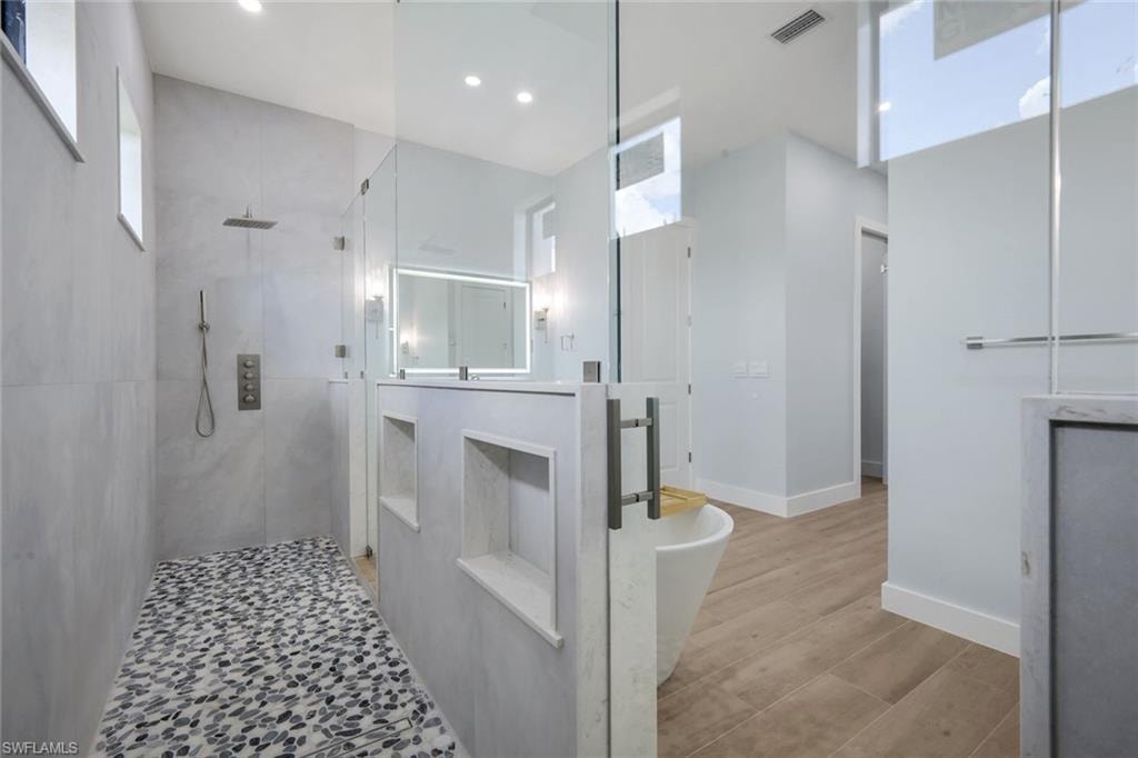 15301 Acorn CIR photo 19