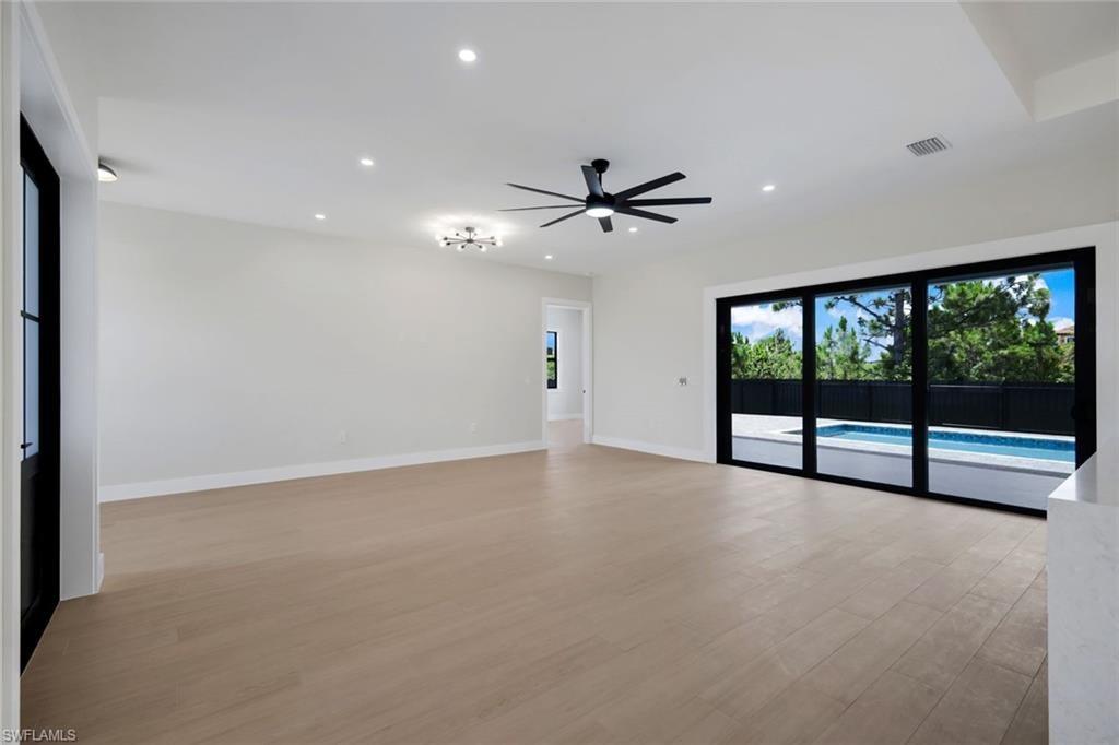 15029 Acorn CIR photo 11