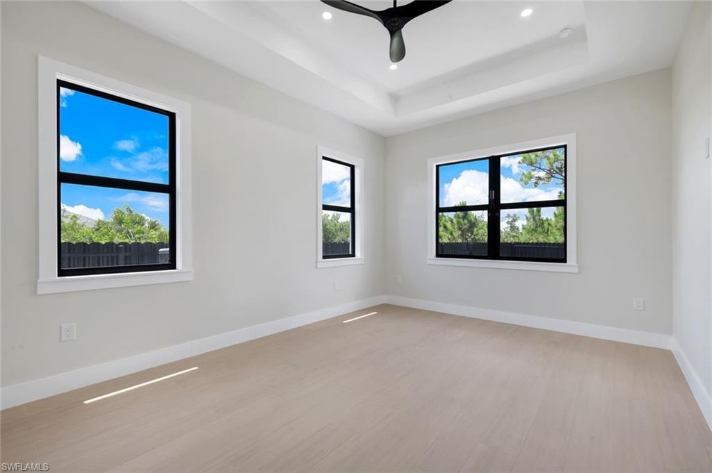 15029 Acorn CIR photo 13