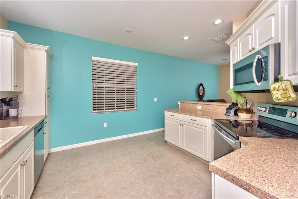 20081 Seagrove ST 902 photo 9