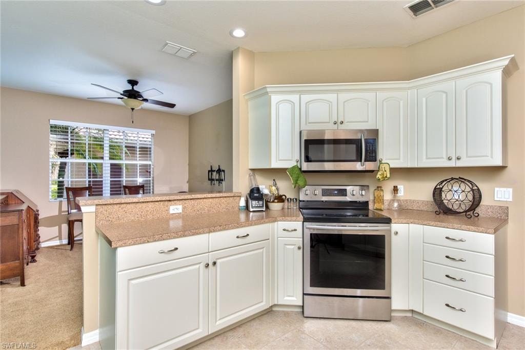20081 Seagrove ST 902 photo 8