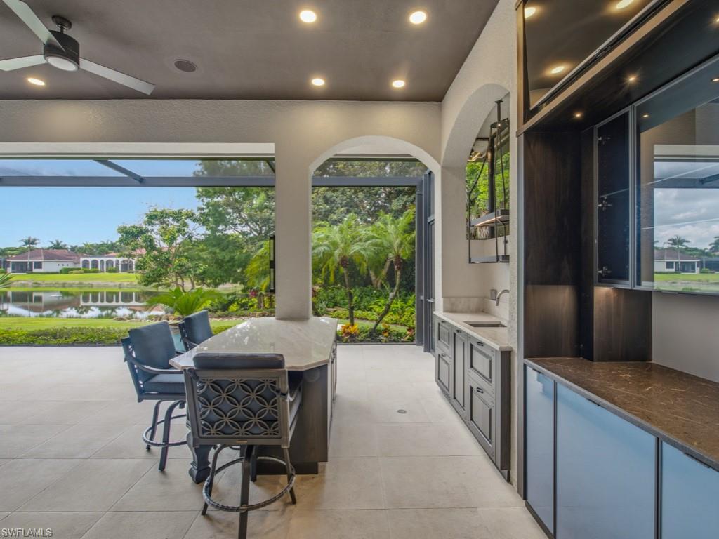 Outdoor Kitchen