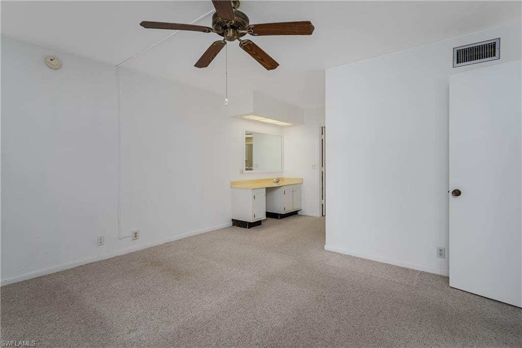1733 Courtyard WAY B103 photo 17