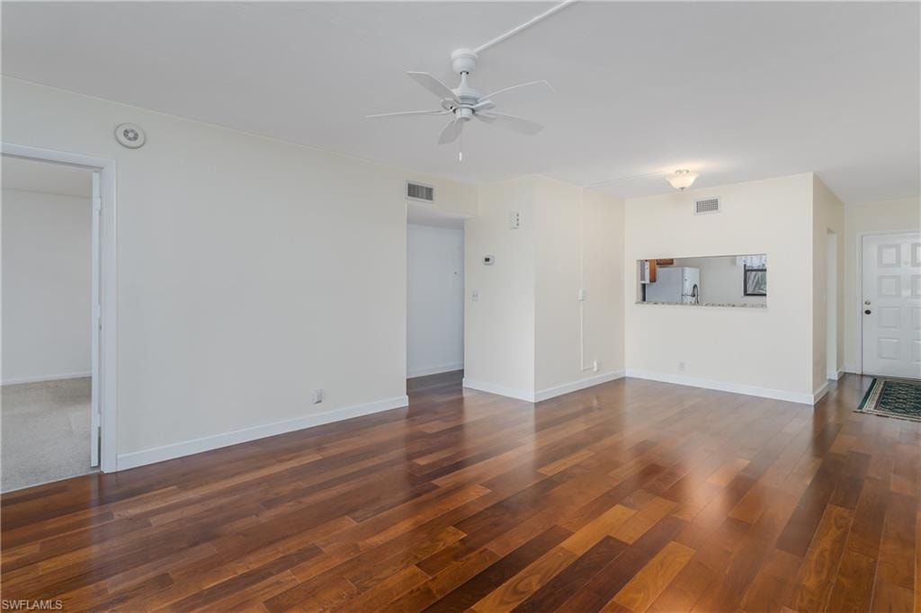 1733 Courtyard WAY B103 photo 11