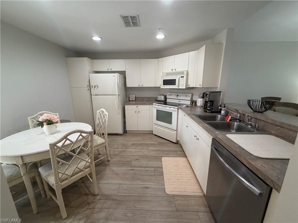 3009 Driftwood WAY 2803