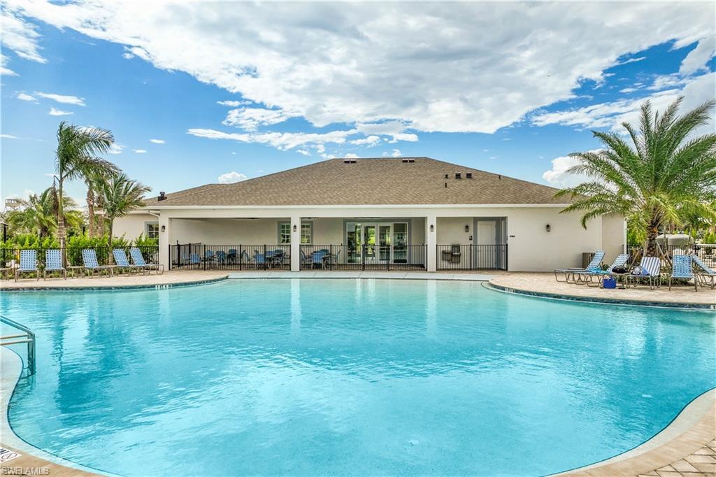 17797 SHADE TREE LOOP photo 27