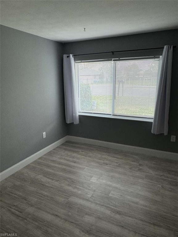 2839/2841 Evans AVE photo 12