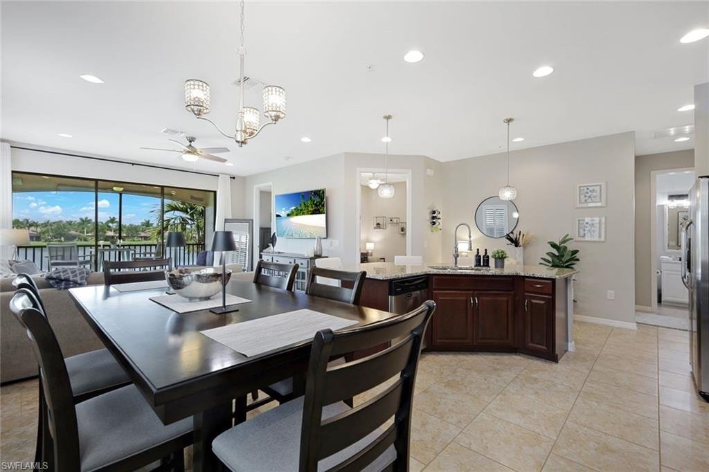 26201 Palace LN 201 photo 13