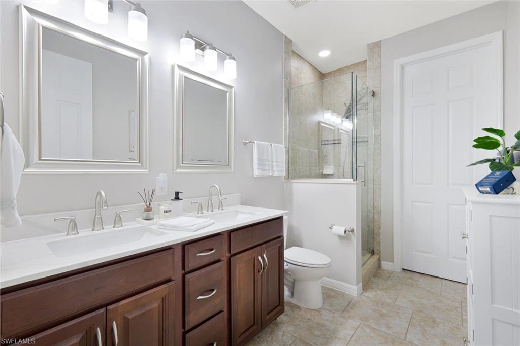 26201 Palace LN 201 photo 16