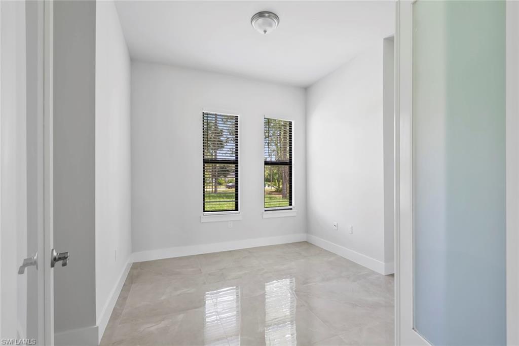 1412 22nd AVE NE photo 16