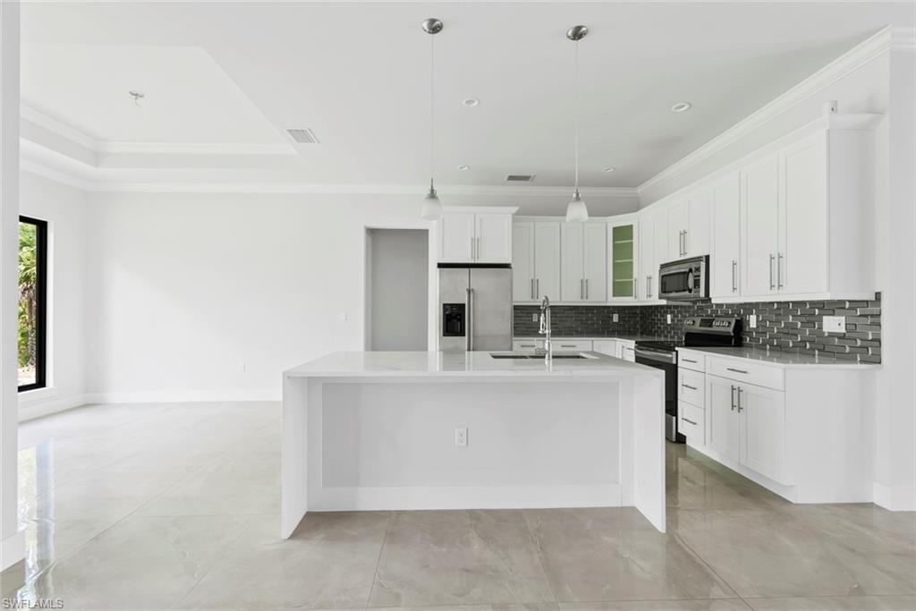 1412 22nd AVE NE photo 9