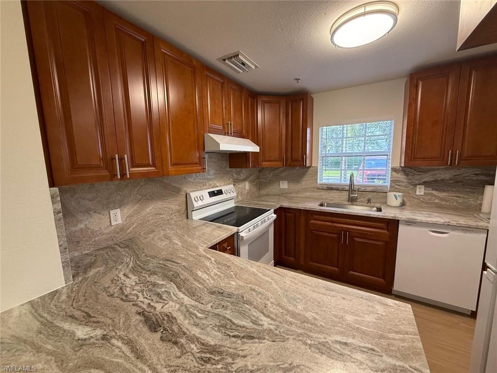 9051 Gervais CIR 1508 photo 11