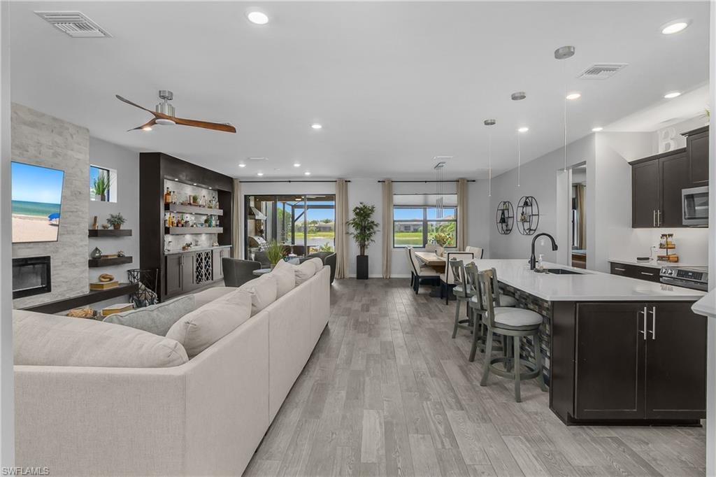 19536 Deming LN photo 10