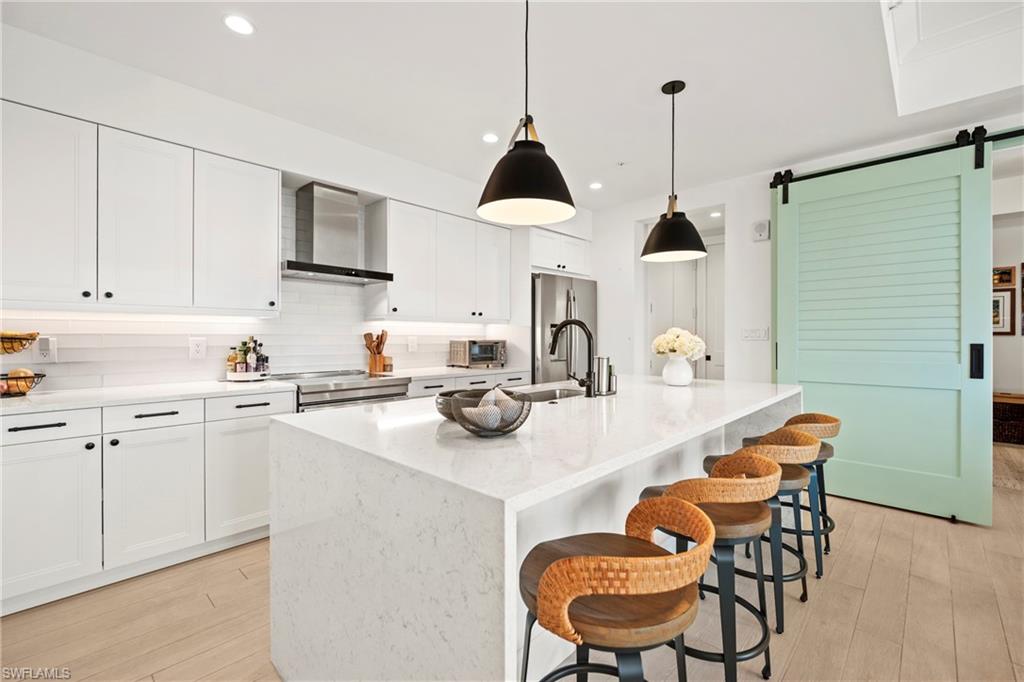 1111 Central AVE 403