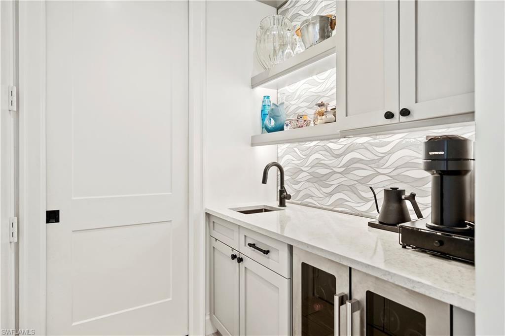 1111 Central AVE 403 photo 6