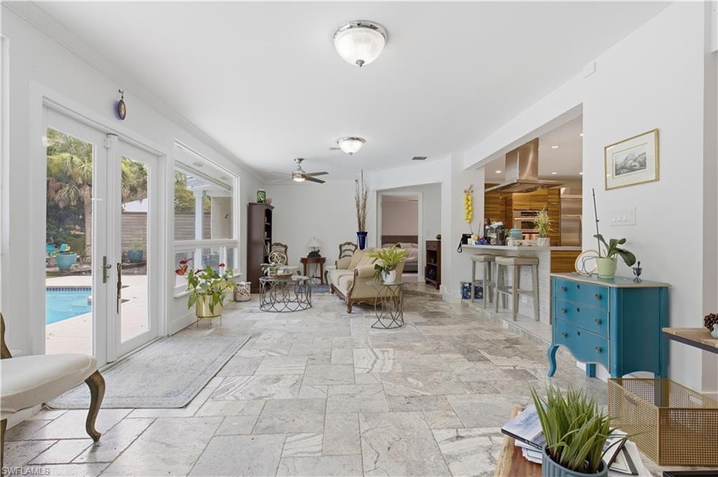 150 Logan BLVD N photo 16
