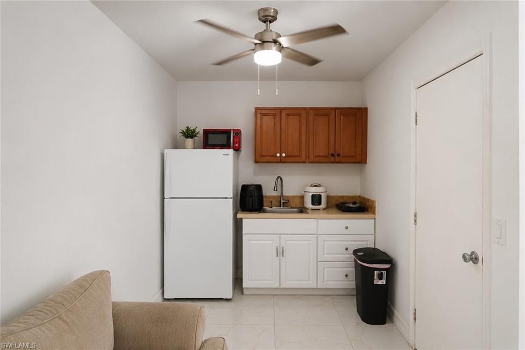 507 Diplomat PKWY E photo 30