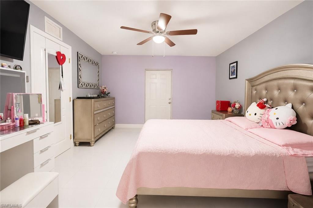 507 Diplomat PKWY E photo 21
