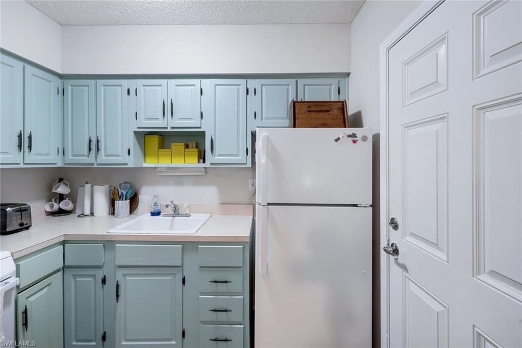 130 Collier BLVD E4
