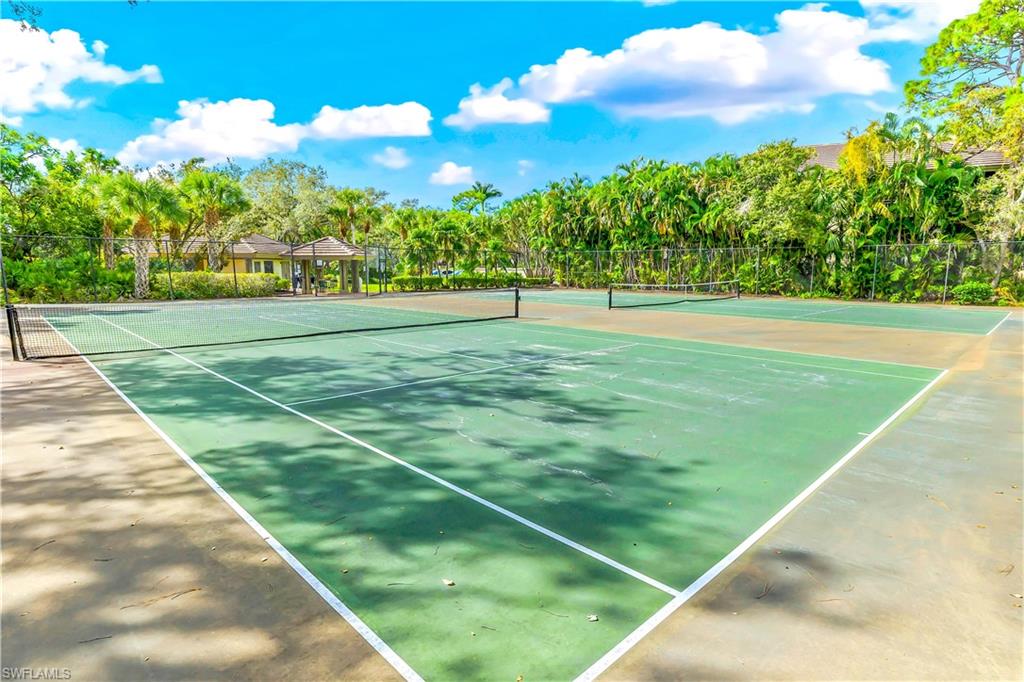 Private Tennis courts at Wild Pines
