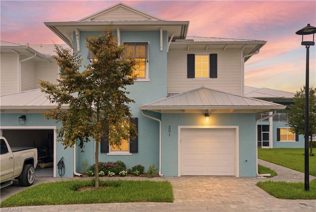 Beautiful end unit with PLENTY of windows on the side of the home!