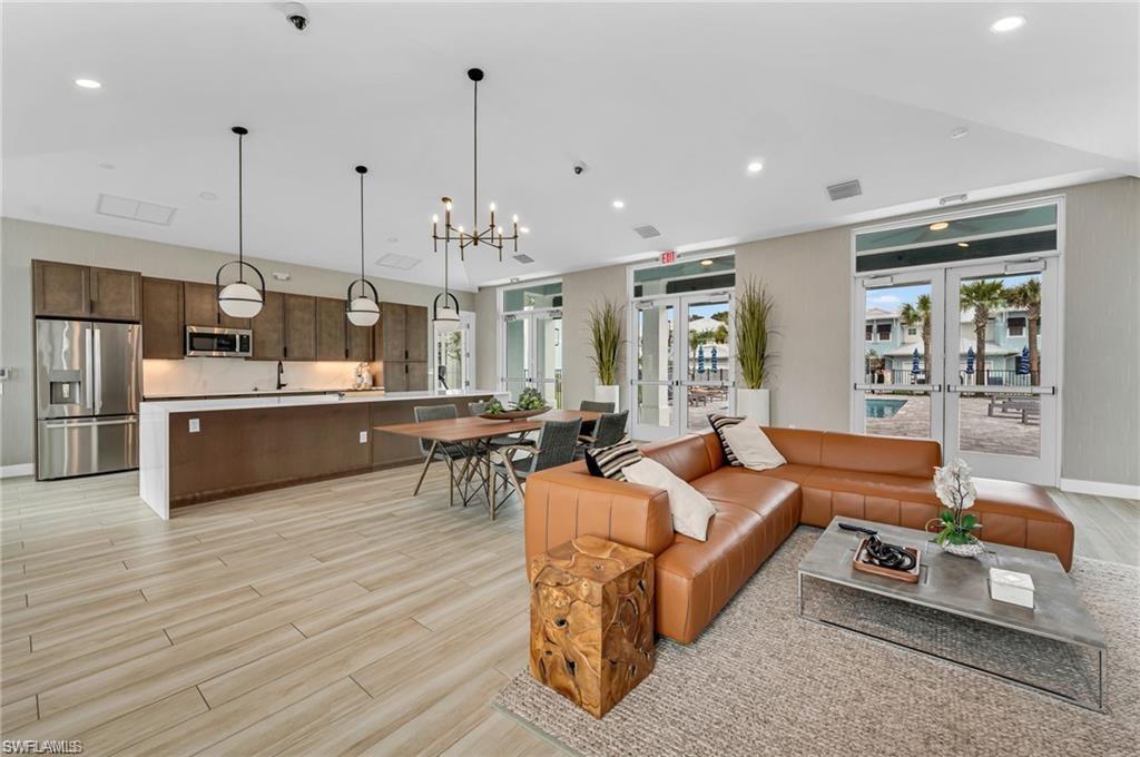 Full kitchen, dining and sitting area - all right here for you and your guests to enjoy!Community conference room.