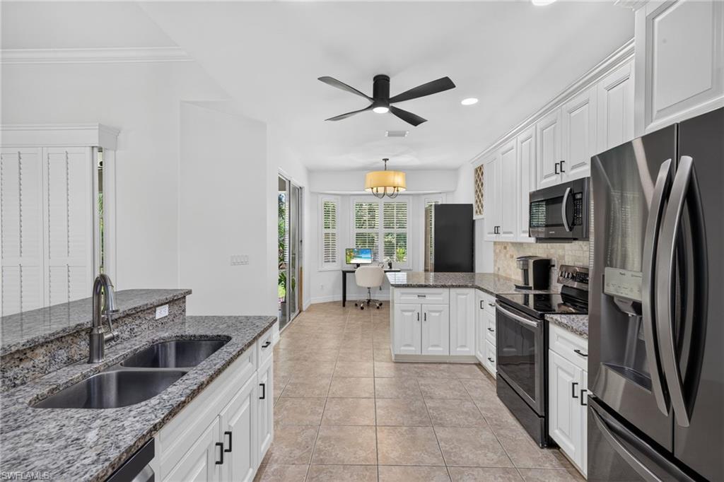 25020 Divot DR photo 12