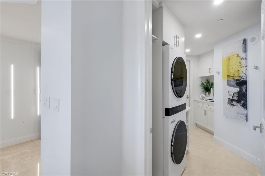Full Size Stackable Washer & Dryer