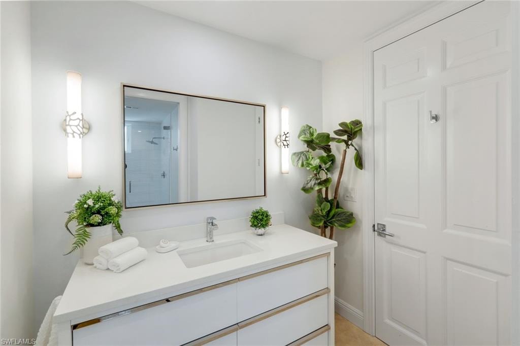 Guest Bath & Powder Room