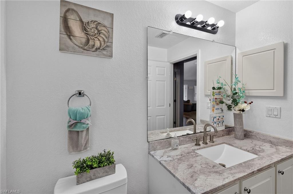 1020 14th ST photo 20