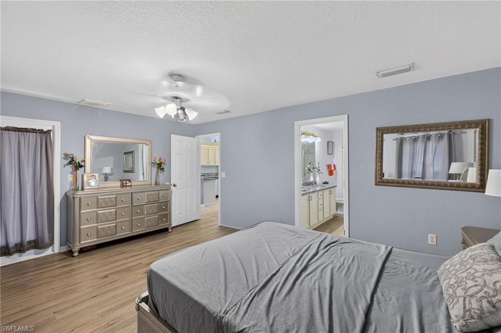 1020 14th ST photo 24