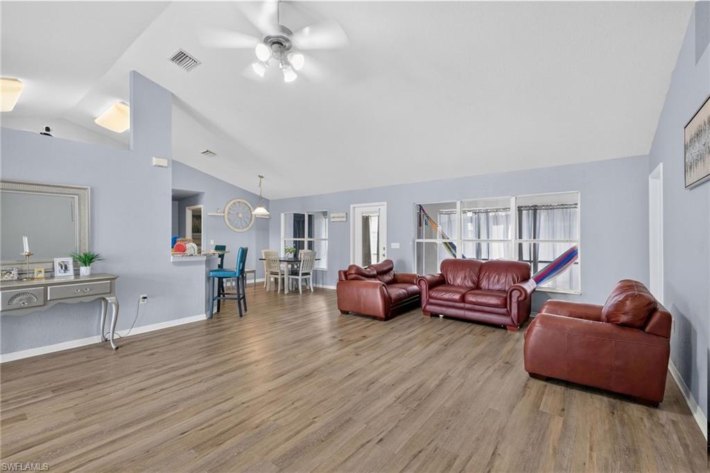 1020 14th ST photo 10