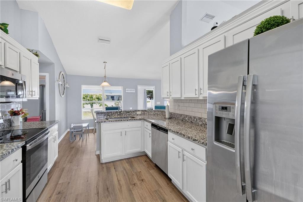 1020 14th ST photo 15