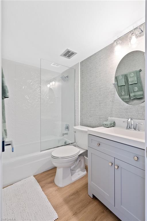 410 Broad AVE S H410 photo 11