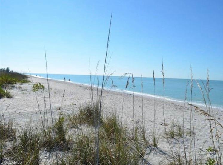 575 Sea Oats DR photo 12