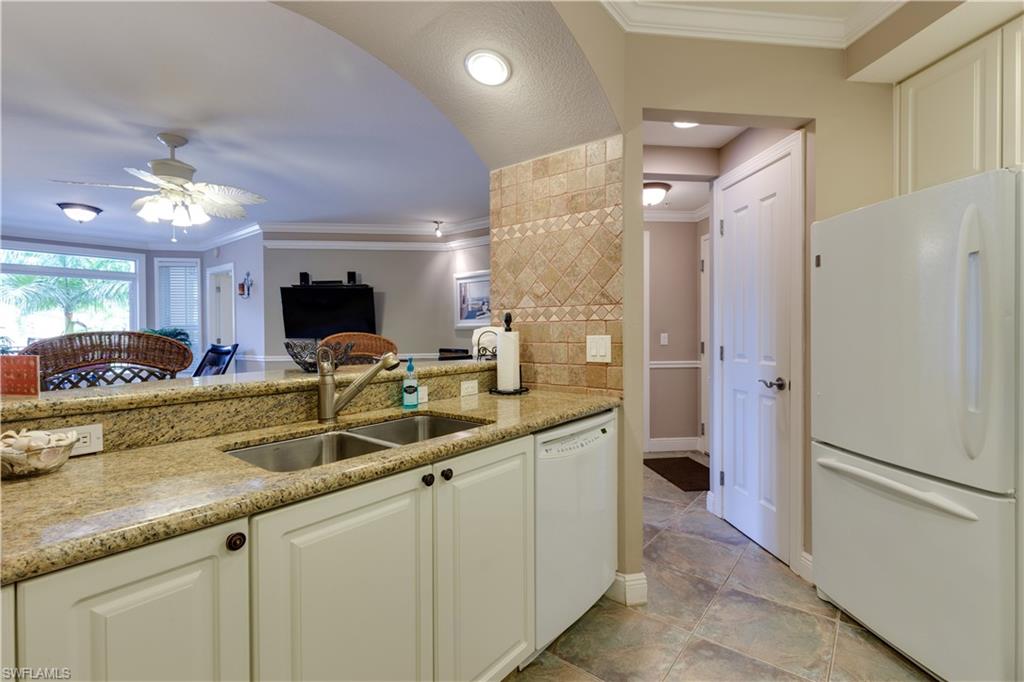 2825 Palm Beach BLVD 308 photo 12