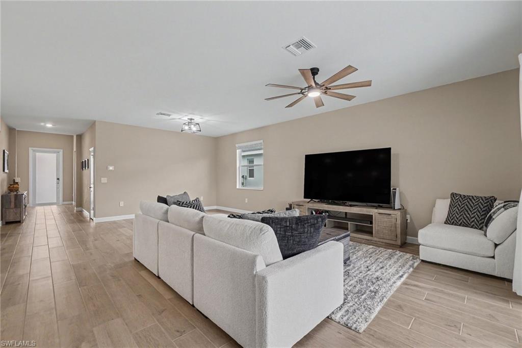 14864 White Pearl RD