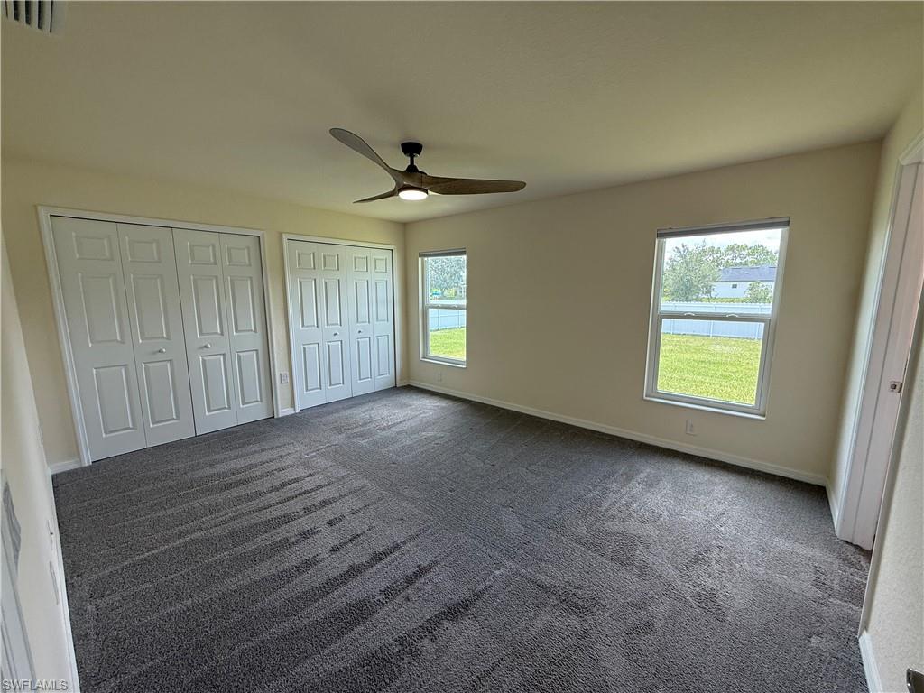 557 Oakshire LN photo 16