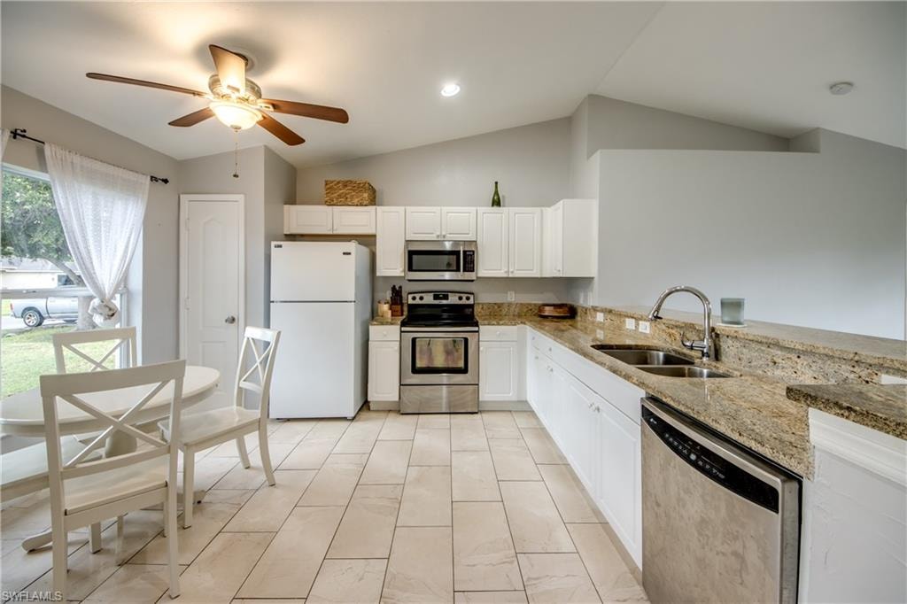 625 SW 11th TER