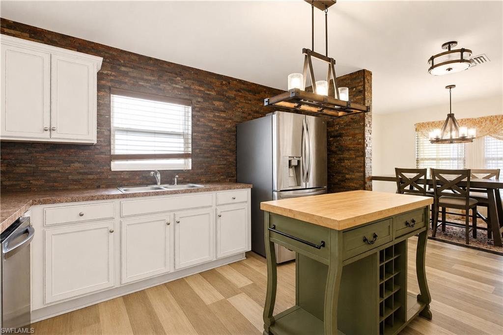 10365 Canal Brook LN photo 11
