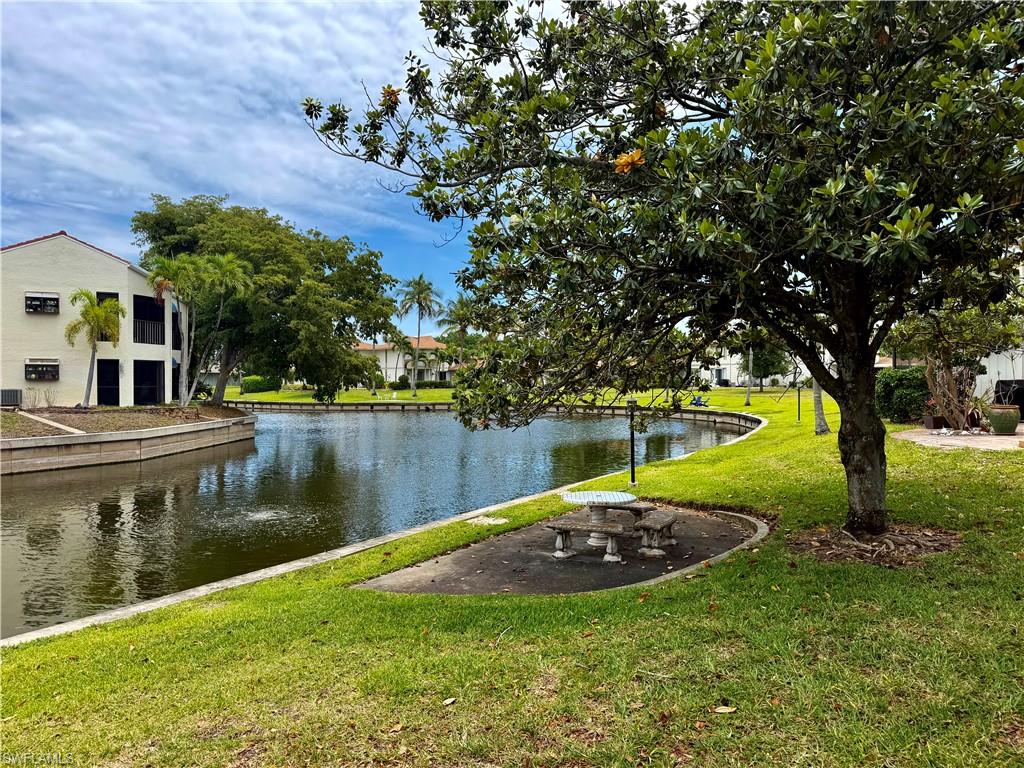 4277 Island CIR 1