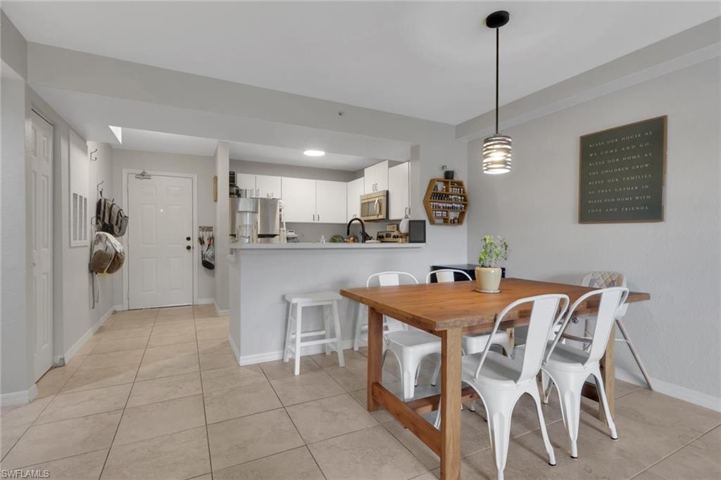 8304 Key Royal CIR 1723 photo 6