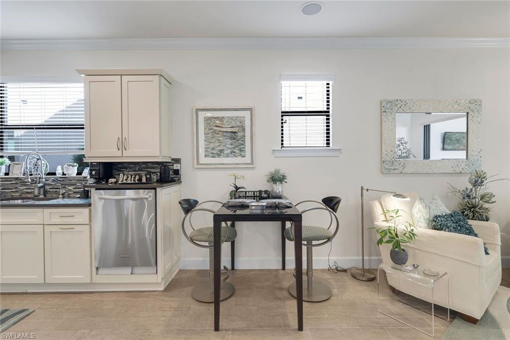 16345 Camden Lakes CIR